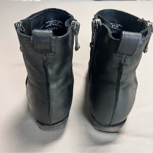 Frye Sacha Side Zip Moto Leather Booties Black Leather Ankle Boots Womens 10 - Picture 12 of 15
